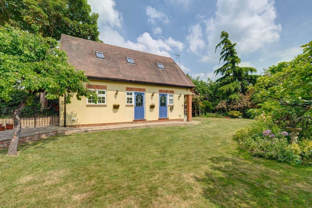 Property photo 3 of 22