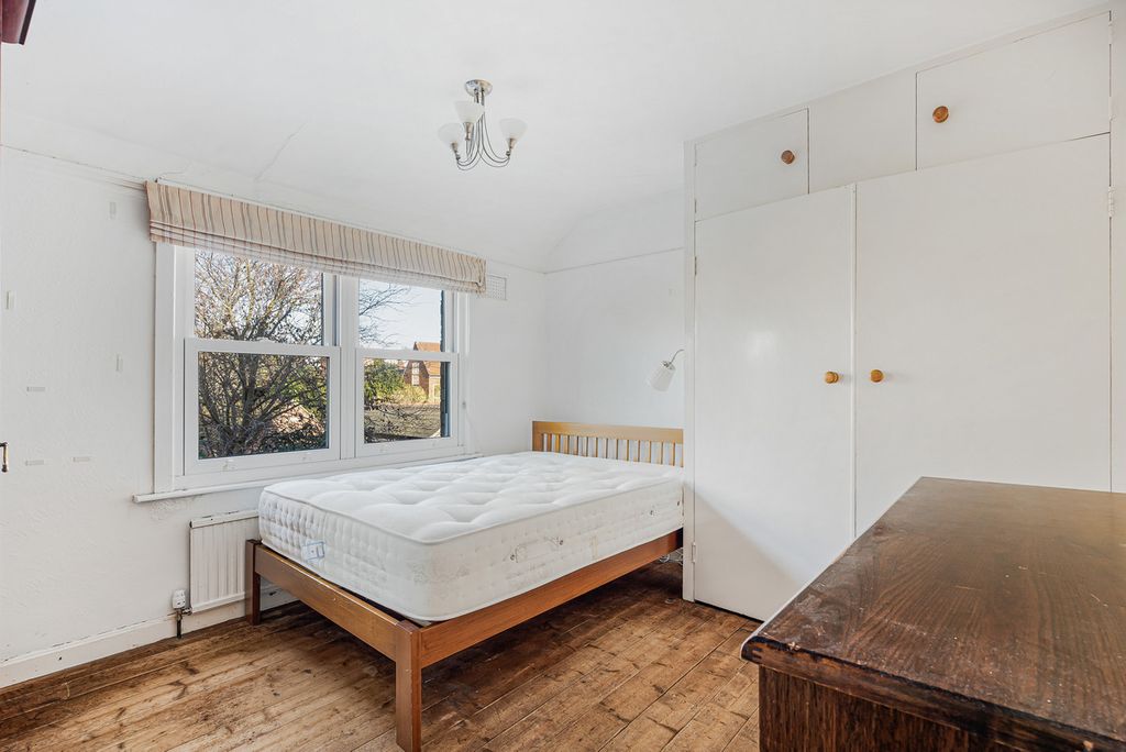 Property photo 3 of 22