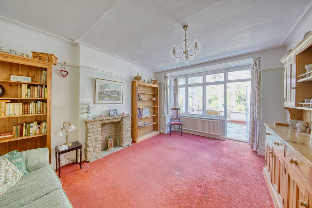 Additional image 4 of 5 bed detached house for saleOrmond Drive, Hampton TW12