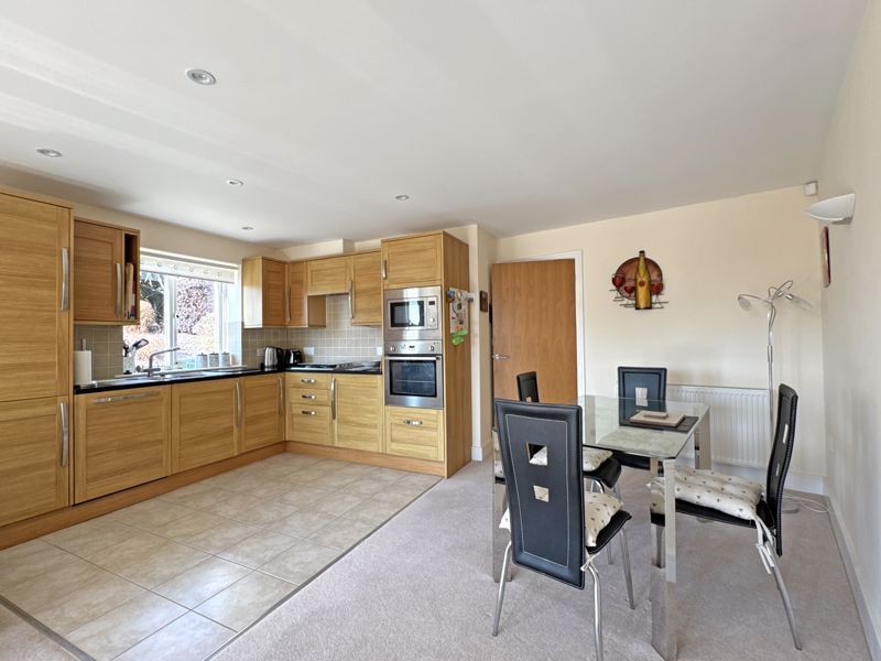 Property photo 3 of 16 Photo 1