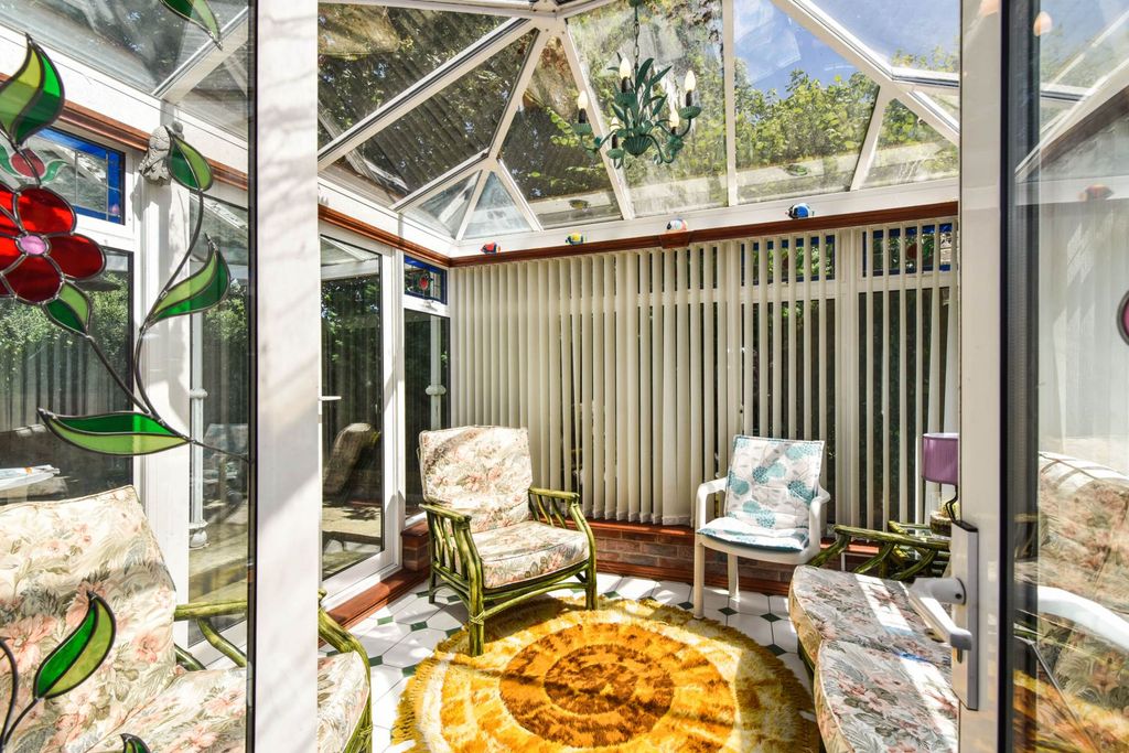 Property photo 2 of 15