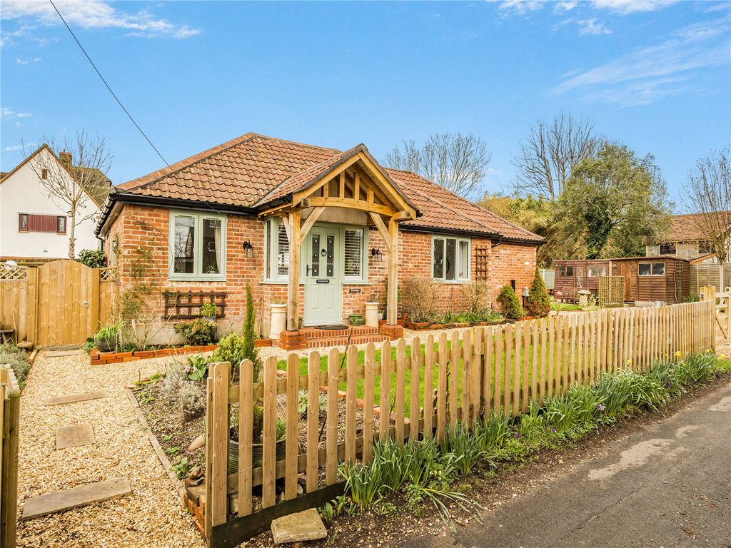 Property photo 1 of 27 Picture No. 10