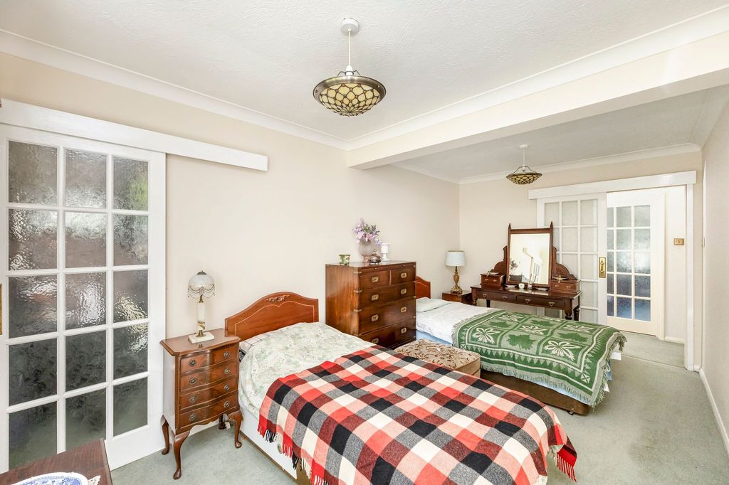 Property photo 3 of 22