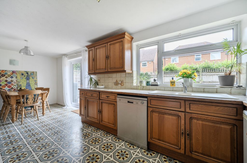 Property photo 3 of 24 1463771-21-6A2c08...