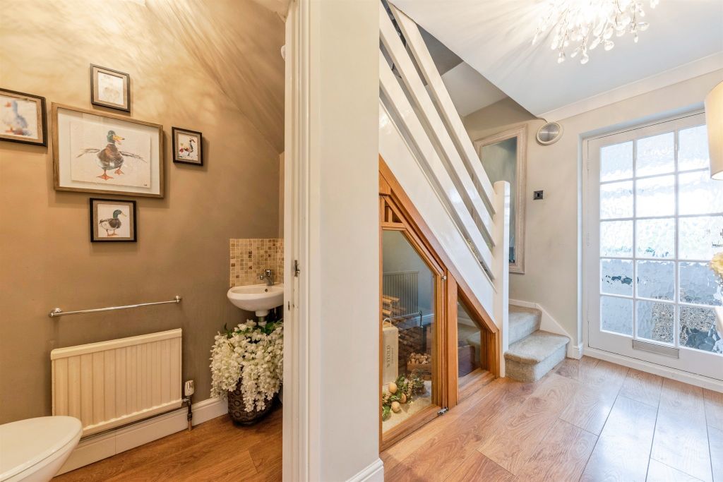 Property photo 2 of 19