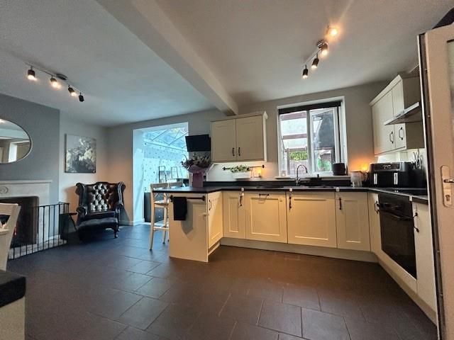 Property photo 3 of 21 15.Jpg