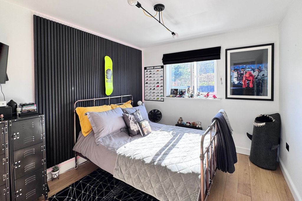 Additional image 28 of 5 bed detached house for saleScotty Brook Crescent, Glossop SK13