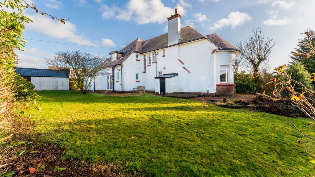 Property photo 2 of 36