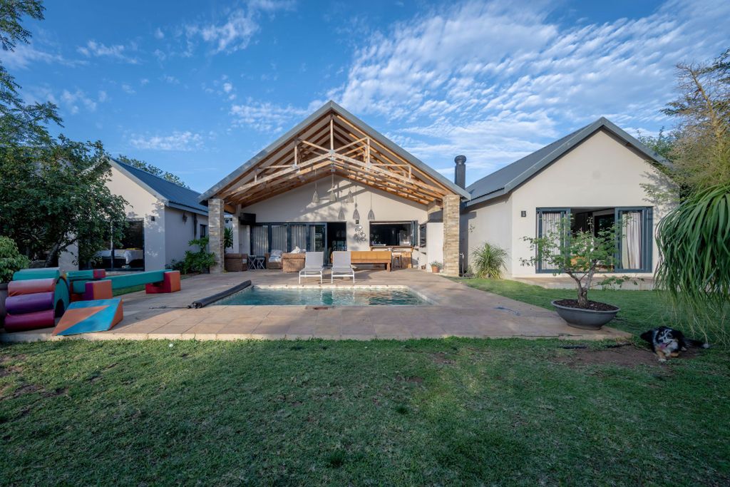 Property photo 2 of 50 1Hs1722735