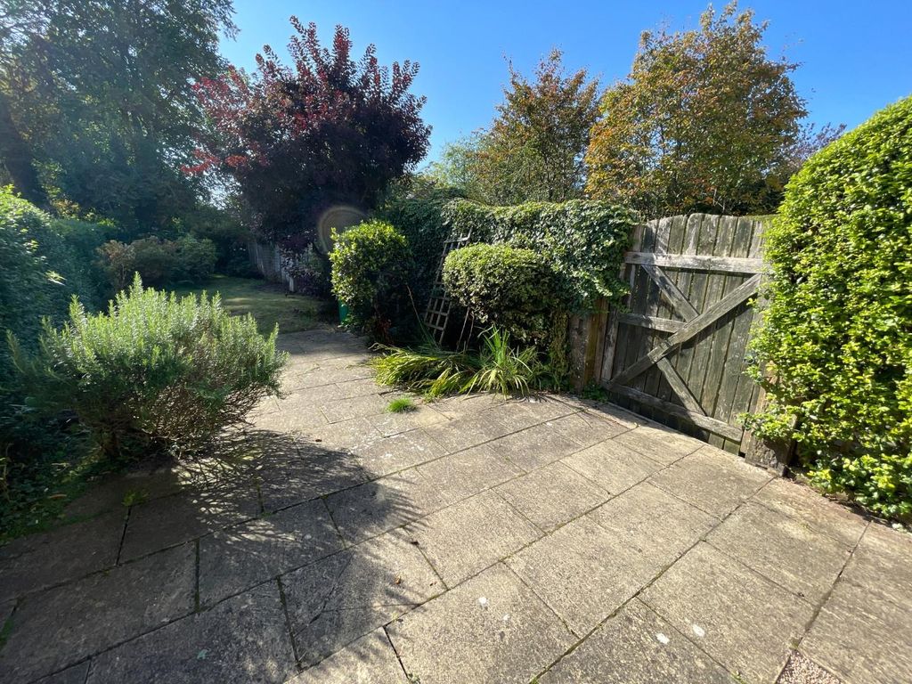 Property photo 2 of 13