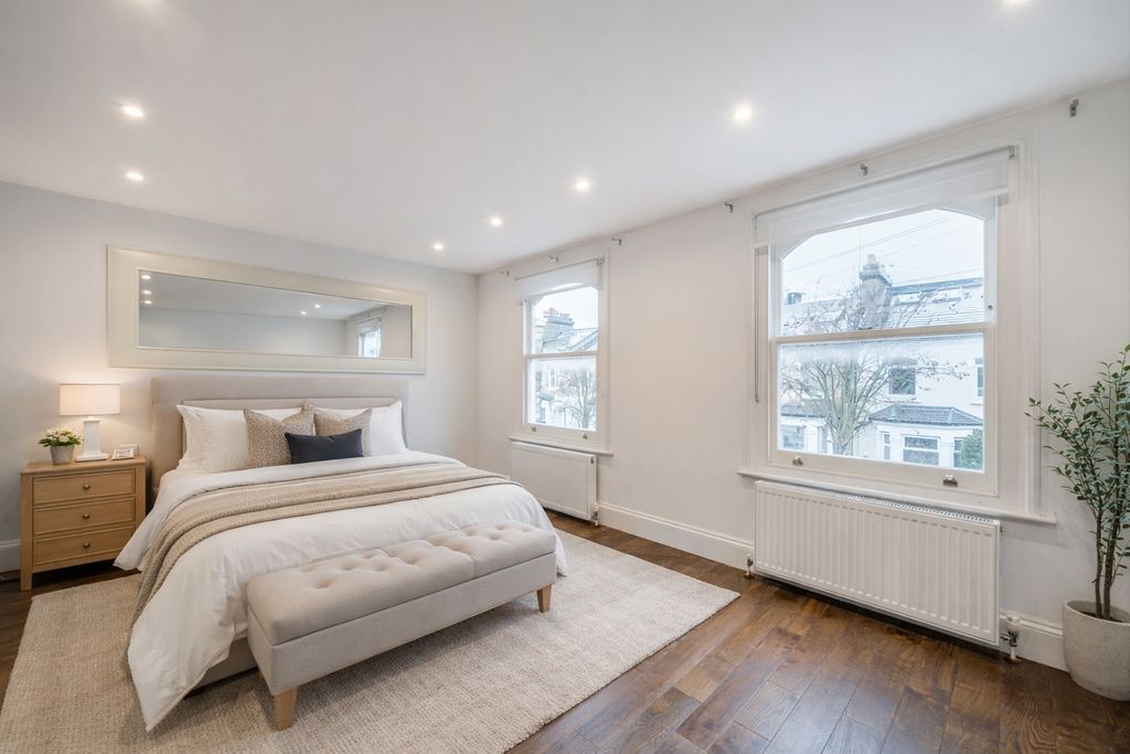 Property photo 3 of 18 Picture No. 37