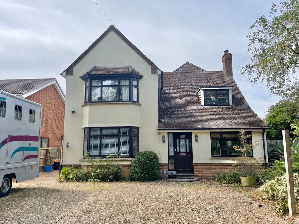 Property photo 1 of 33