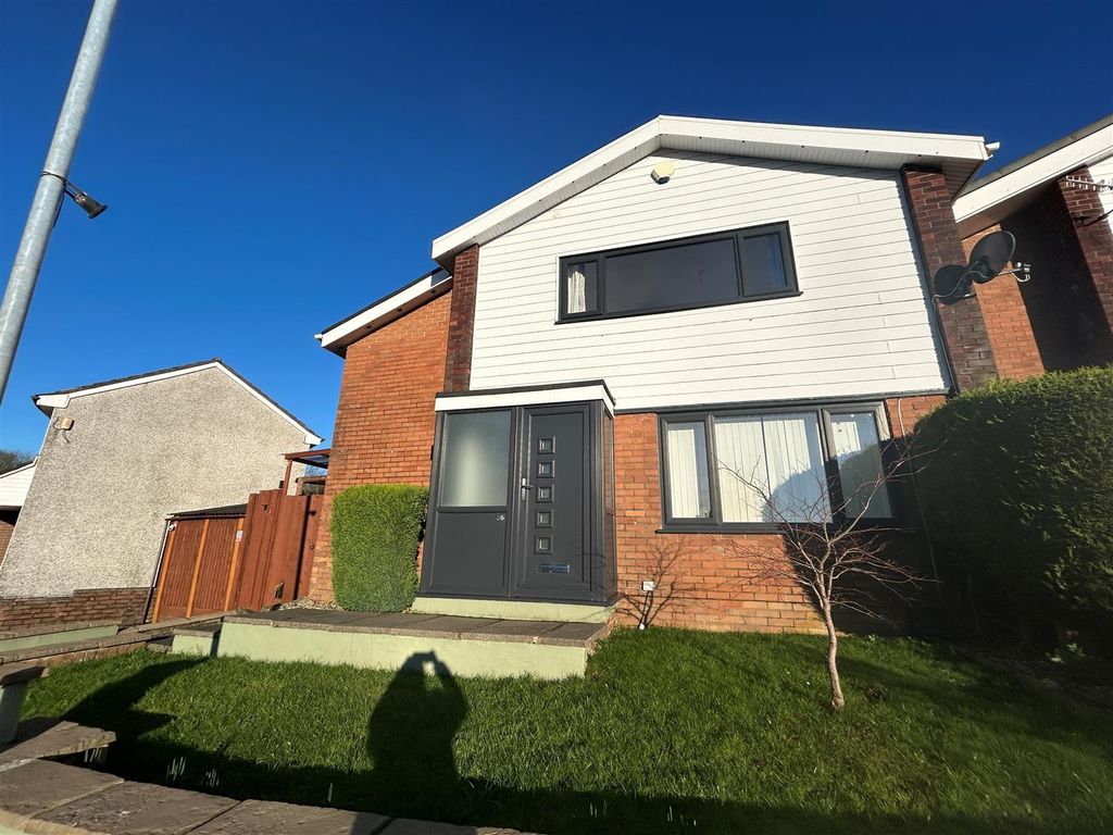 Property photo 1 of 31