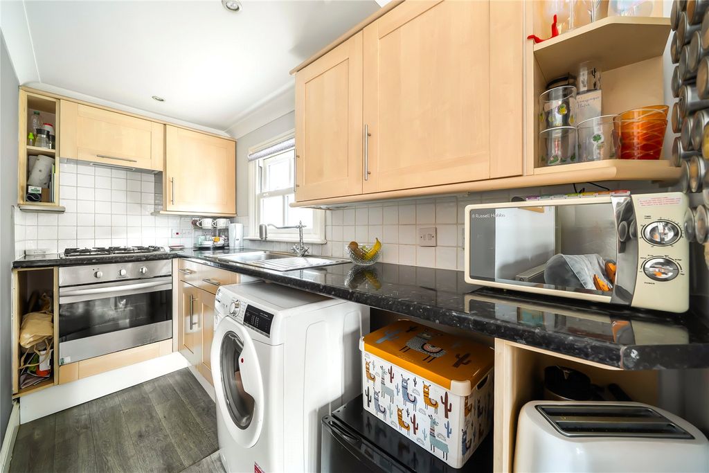 Property photo 3 of 9 Picture No. 13