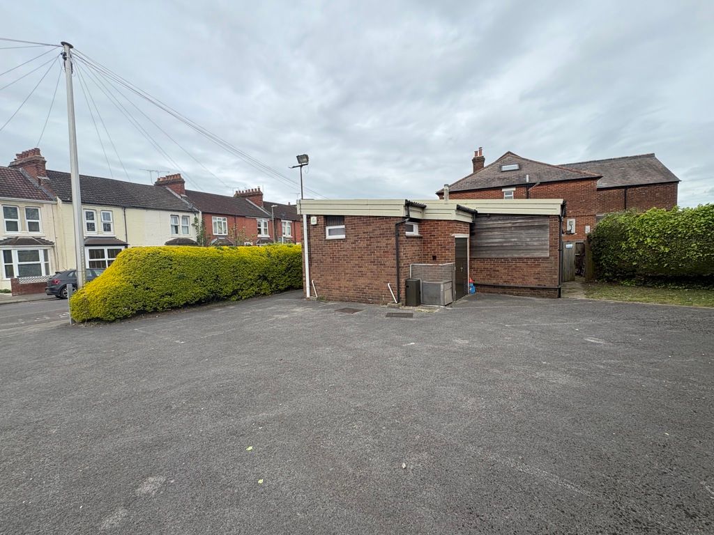 Property photo 1 of 13 Photo 13