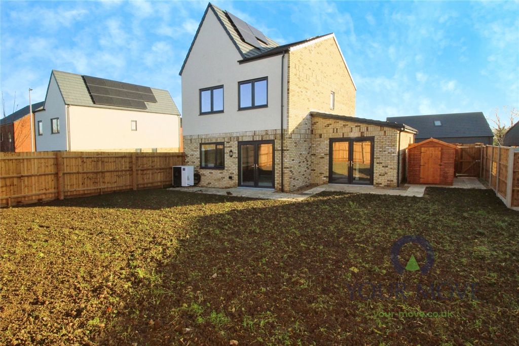 Property photo 3 of 29 Garden