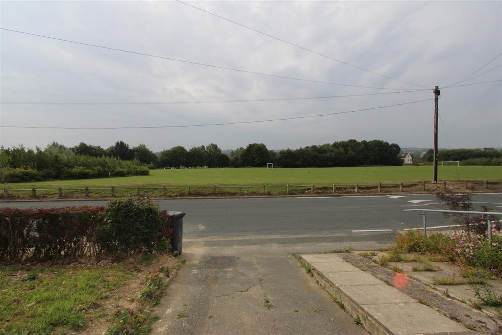 Property photo 1 of 12 Img_1543.Jpg