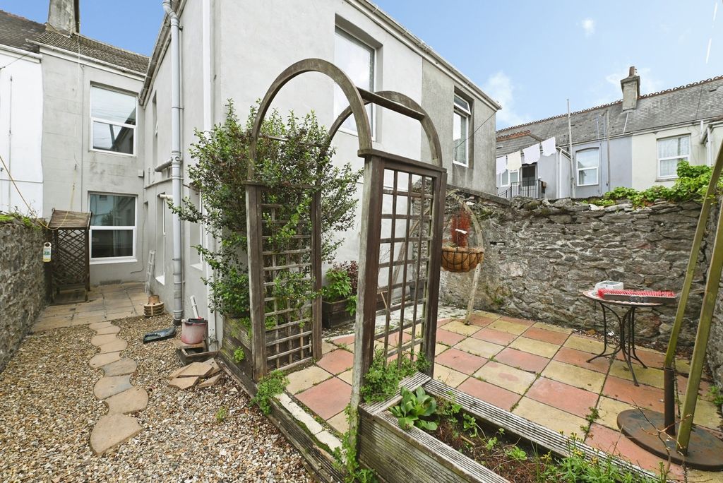 Property photo 2 of 14 Pbox-Img.Jpg