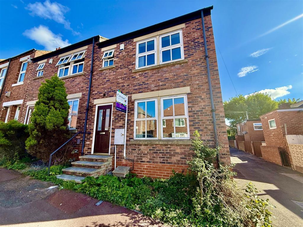 Property photo 1 of 14 External