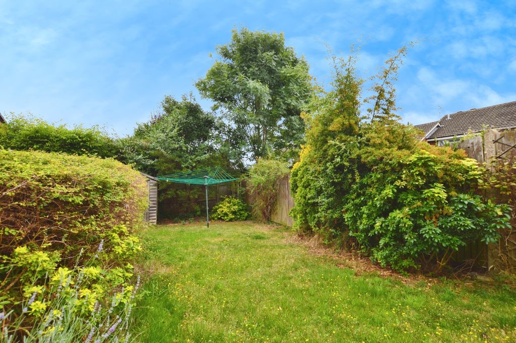 Property photo 2 of 7