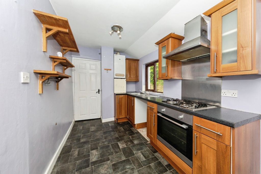 Property photo 3 of 22 Pbox-Img.Jpg