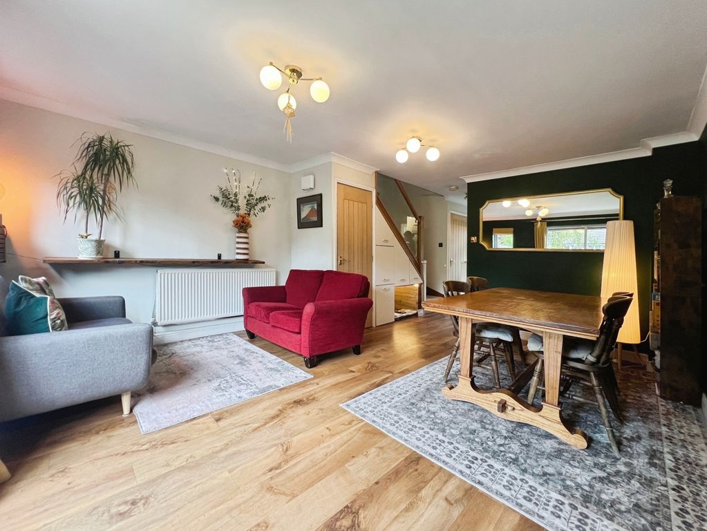 Property photo 3 of 24 Pbox-Img.Jpg