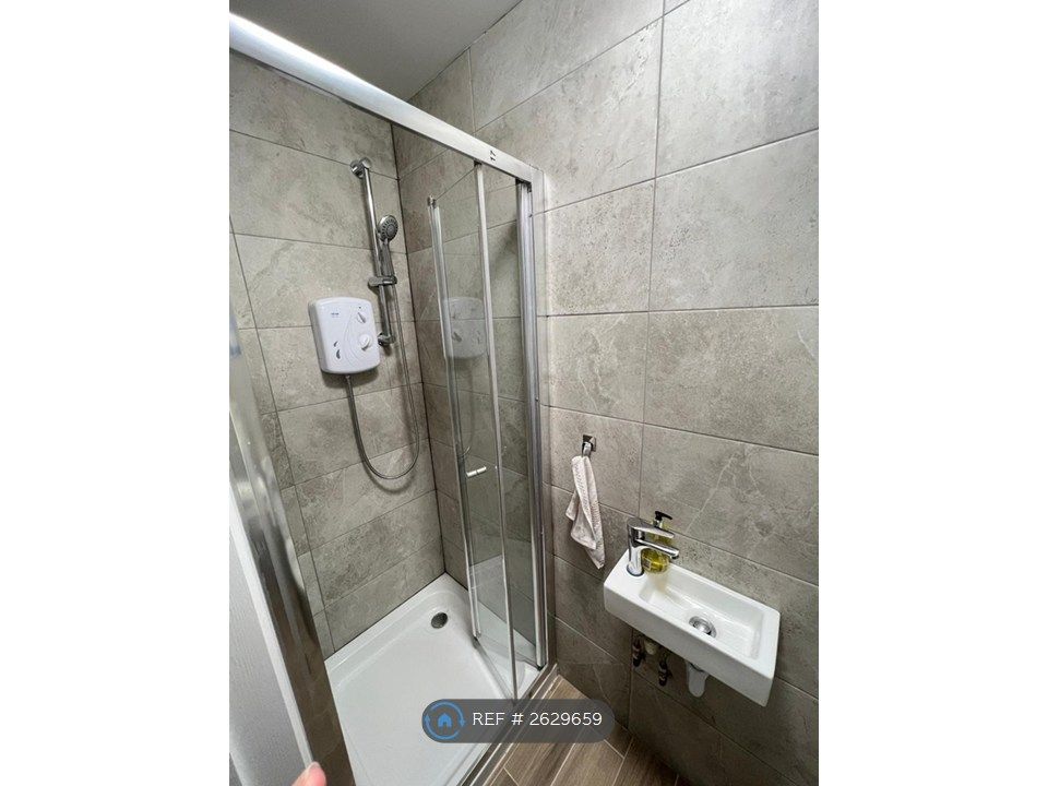 Property photo 3 of 3