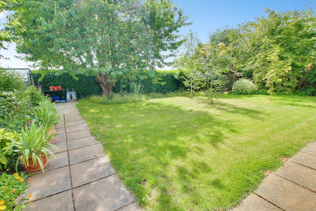 Property photo 3 of 19