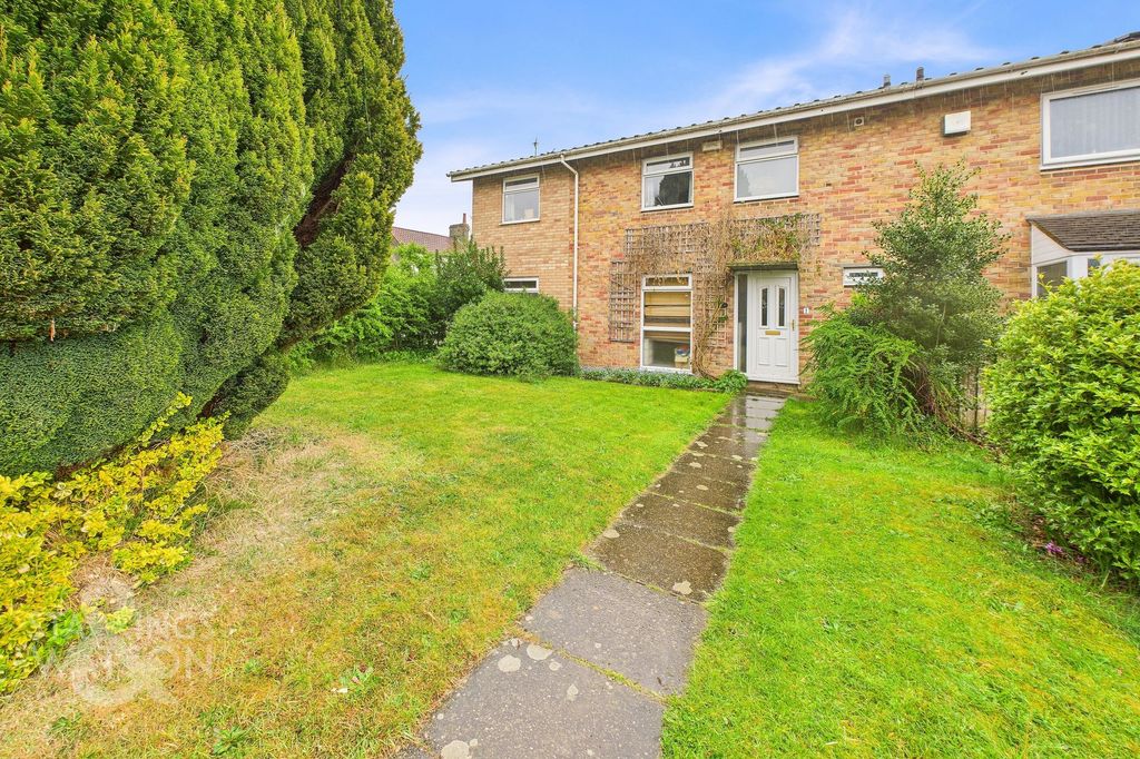 Property photo 2 of 19