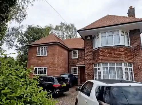 Property photo 1 of 5