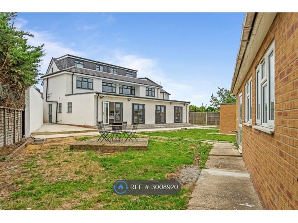 Property photo 3 of 4