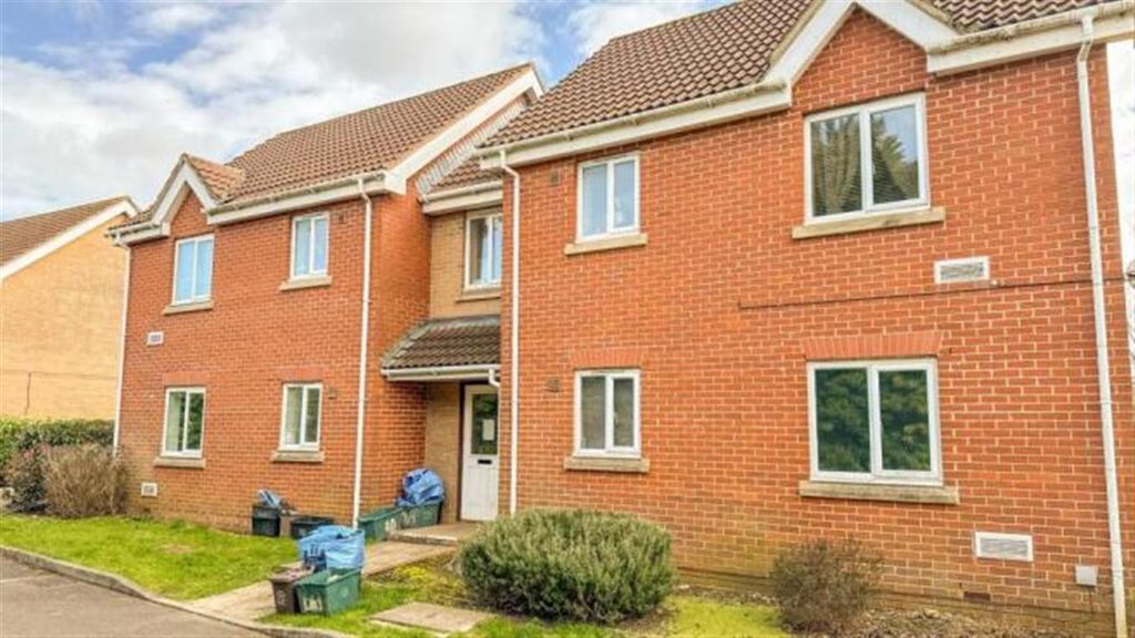 Property photo 1 of 28