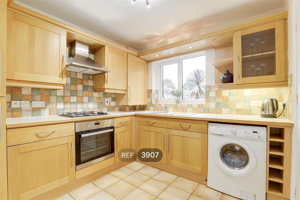 Property photo 2 of 15 Kitchen