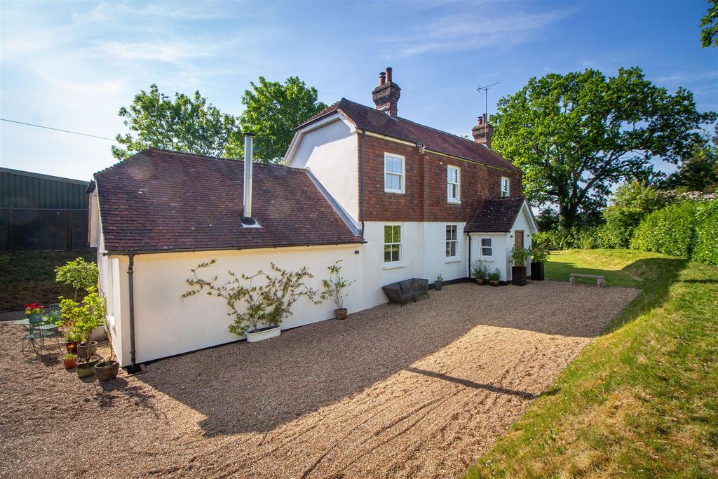 Property photo 1 of 36