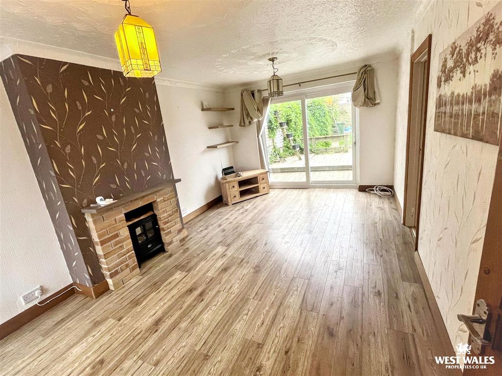 Property photo 3 of 20 Img_1403.Jpg