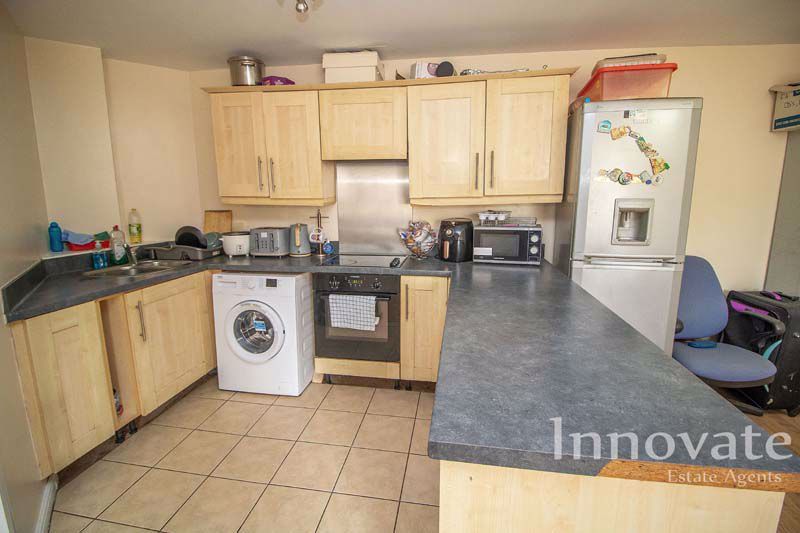 Property photo 2 of 9 Photo 4