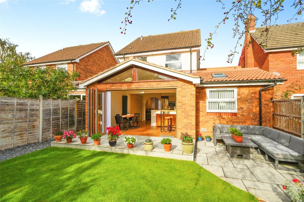 Property photo 1 of 18 Picture No. 24