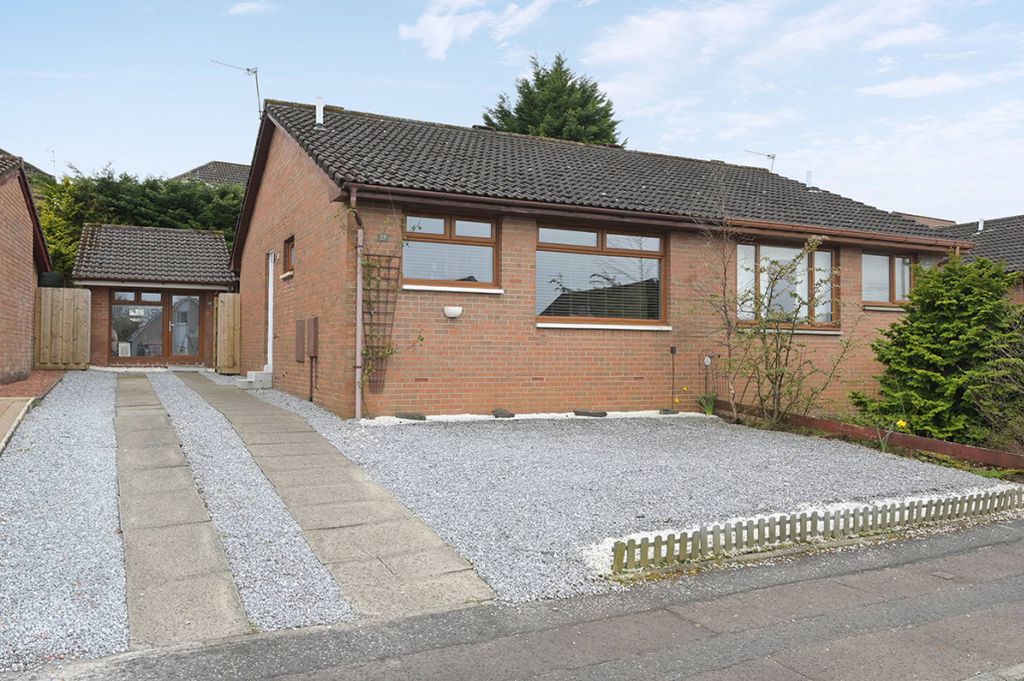 Property photo 3 of 23