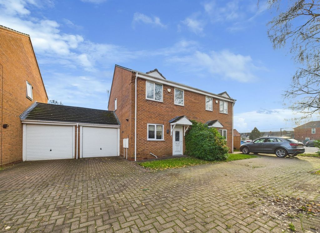 Property photo 1 of 19