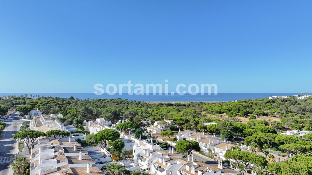 Property photo 2 of 36