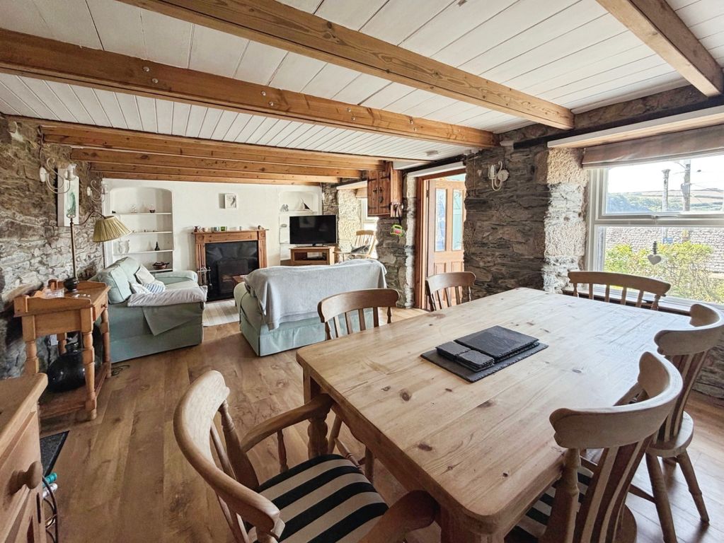 Property photo 3 of 15 52609112