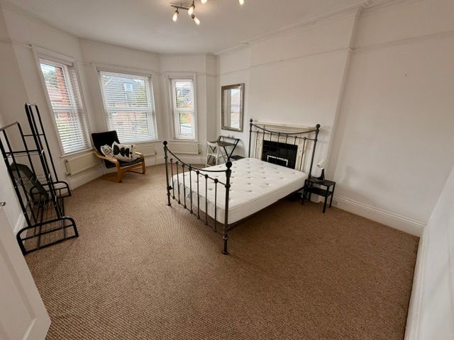 Property photo 3 of 16 Image