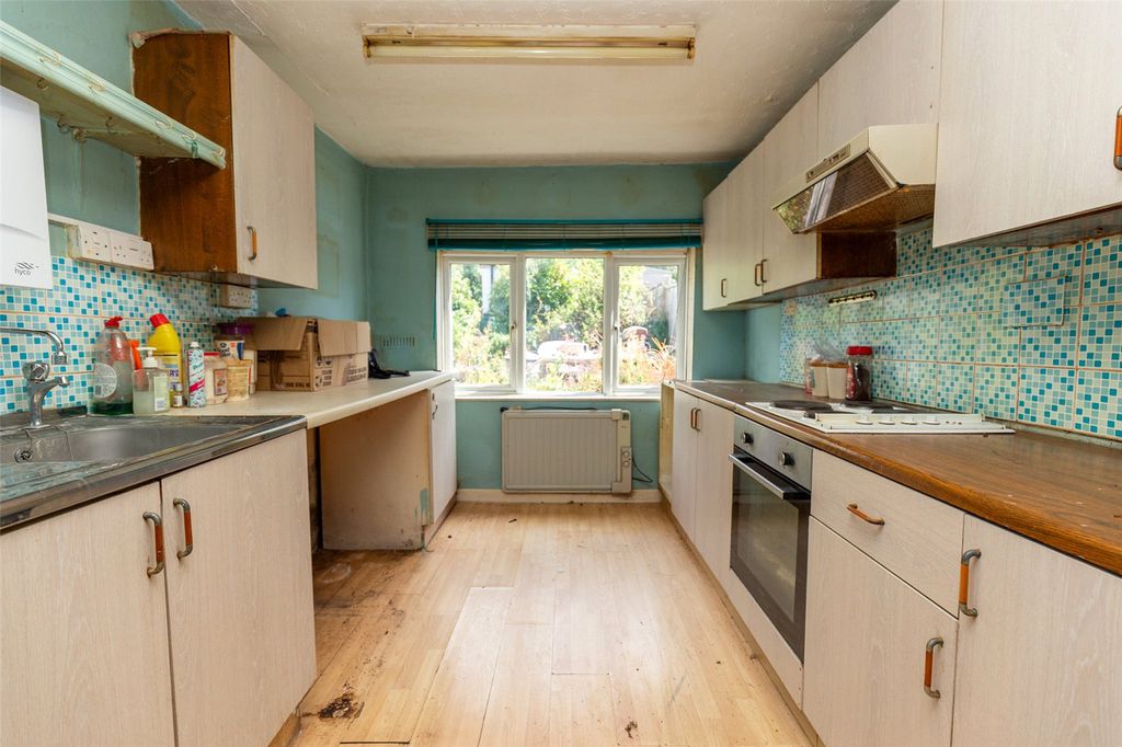 Property photo 2 of 15 Picture No. 10