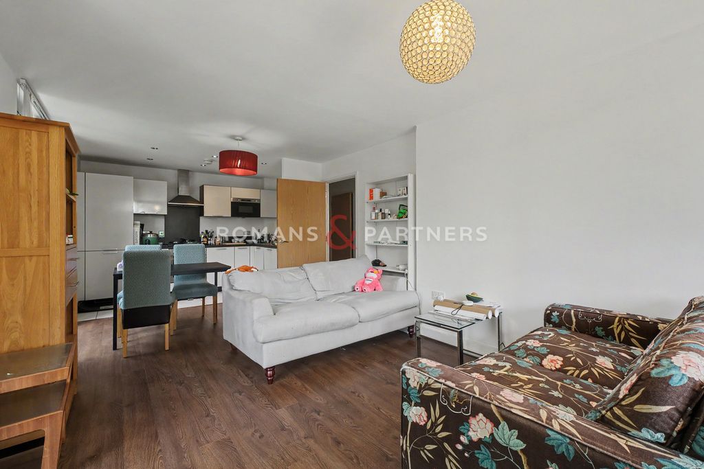 Property photo 2 of 12