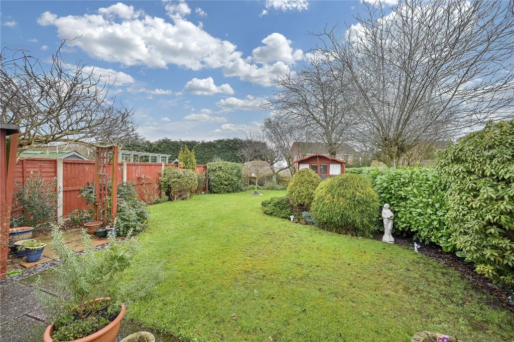 Property photo 3 of 18 Picture No. 12