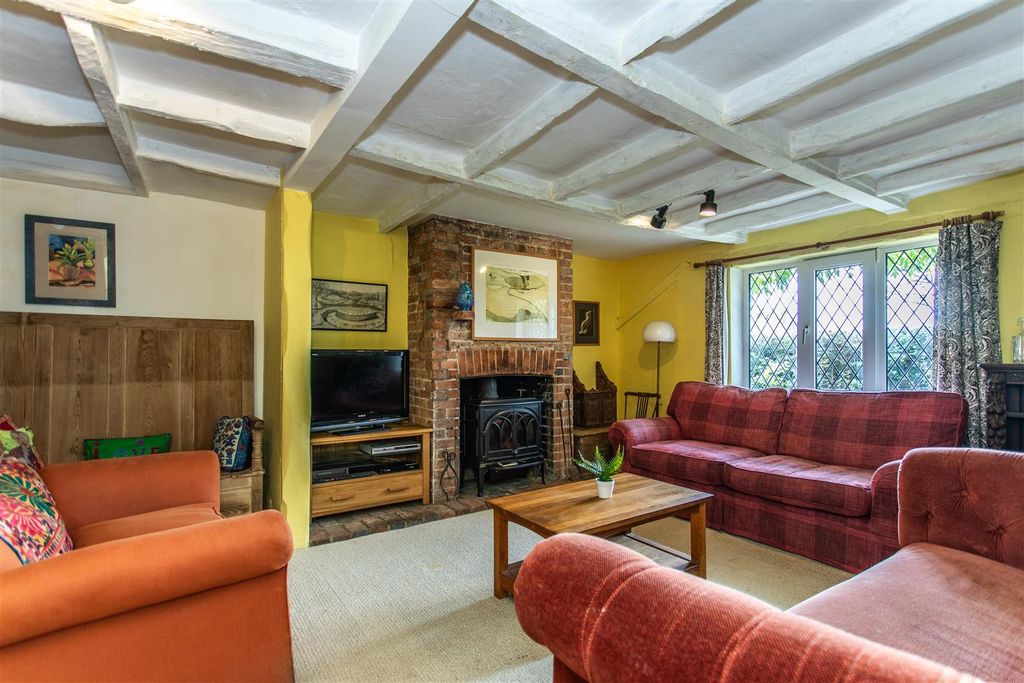 Property photo 2 of 30