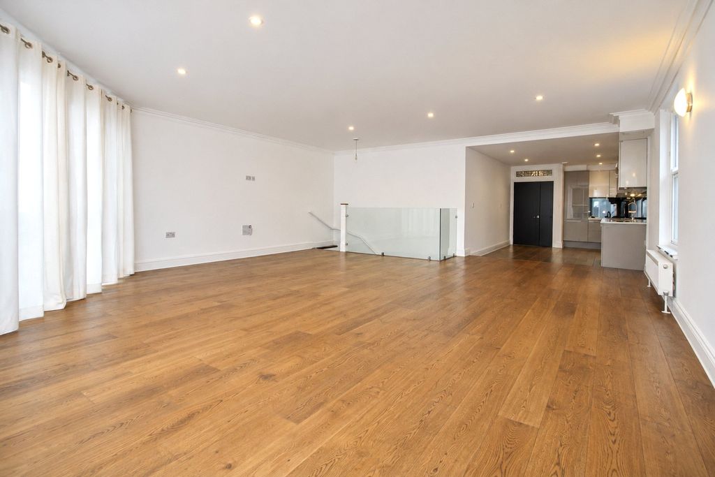 Property photo 3 of 15 Living Room