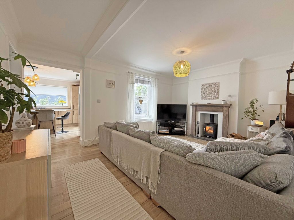 Property photo 2 of 6 Photo 2