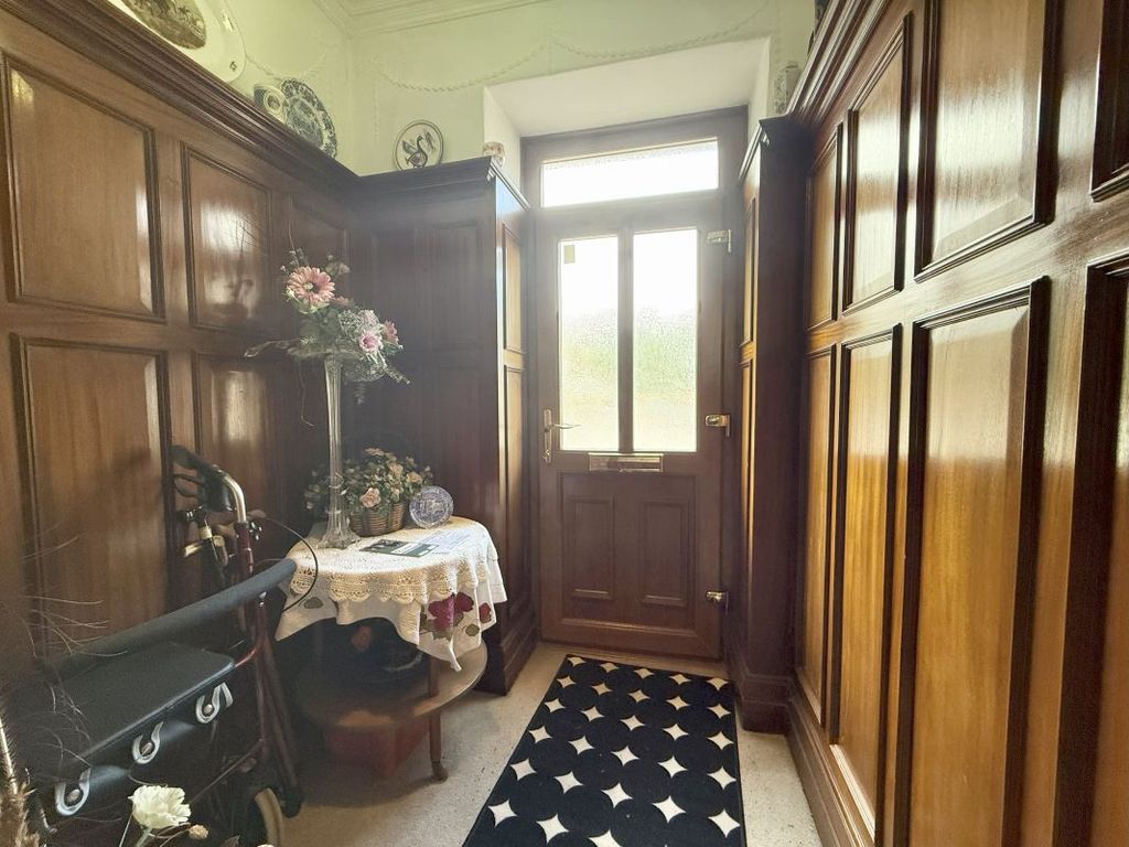 Property photo 3 of 31