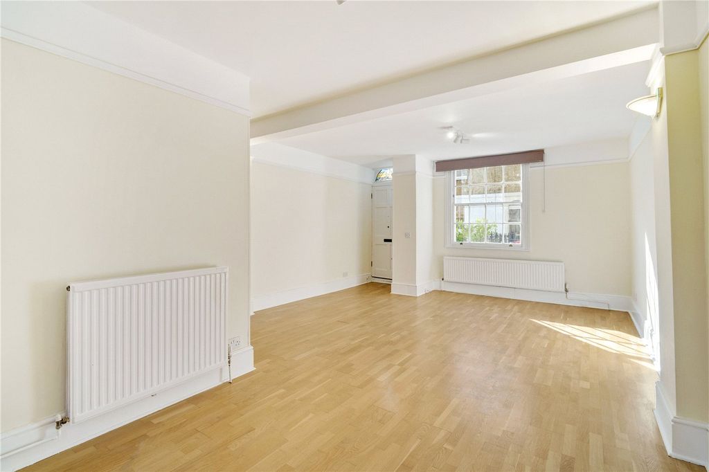 Property photo 3 of 11 Picture No. 19